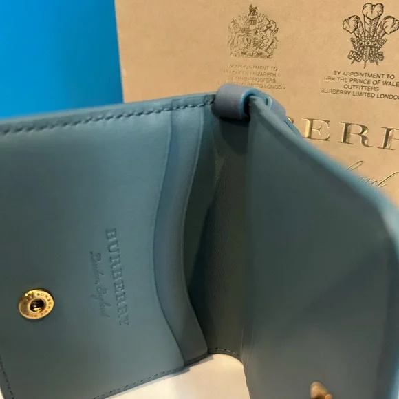 Burberry Black Leather Wallet - Picture 5 of 6